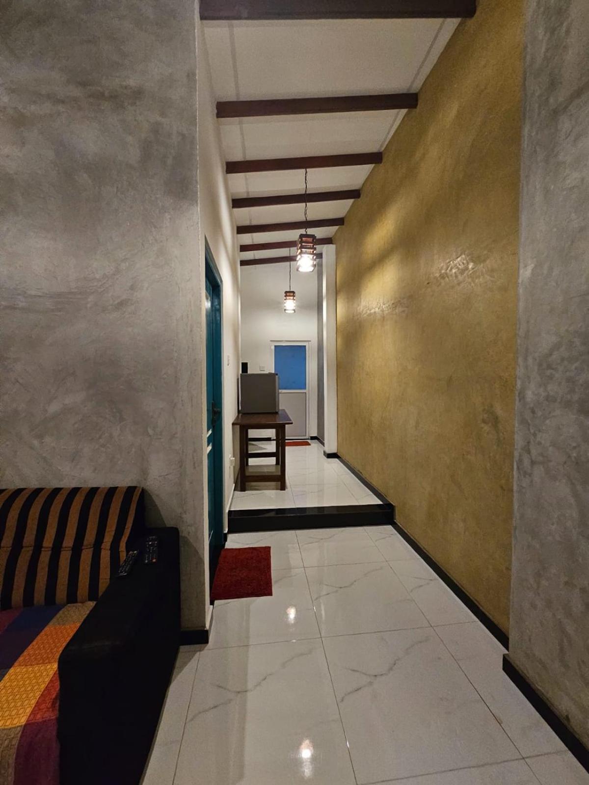 Optimum Residencies Bed & Breakfast Негомбо Екстериор снимка