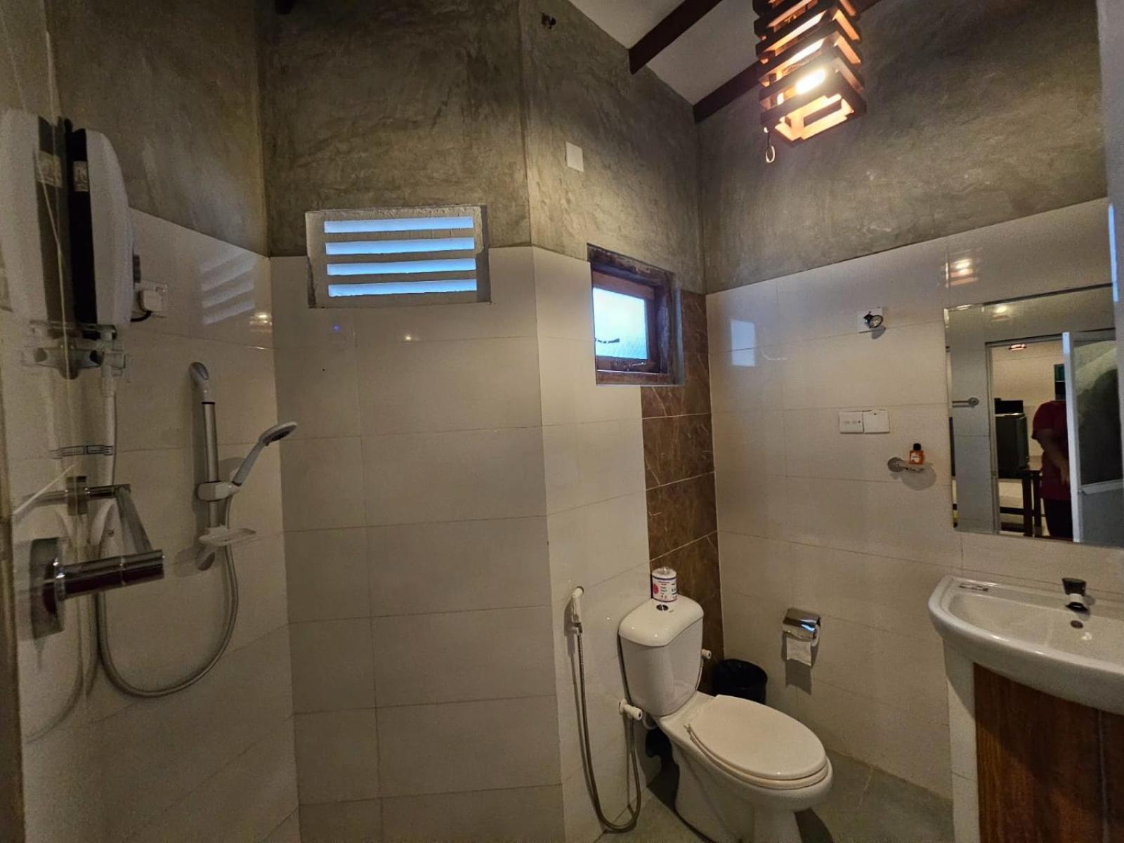 Optimum Residencies Bed & Breakfast Негомбо Екстериор снимка